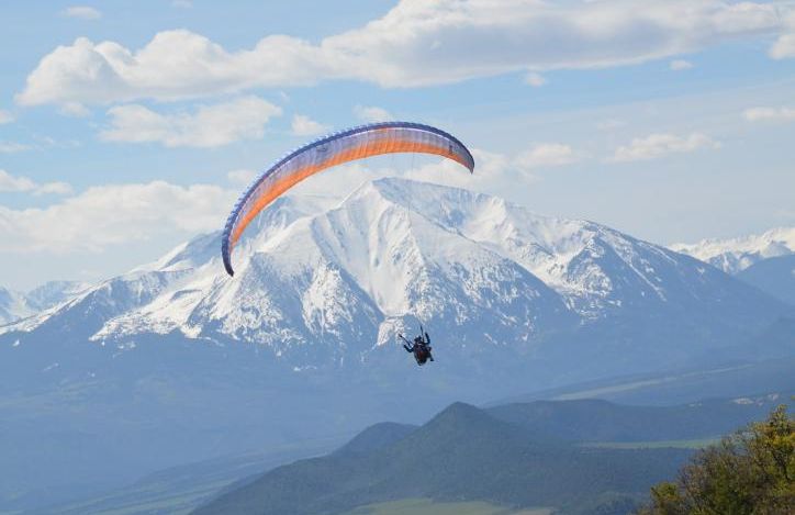 Paragliding